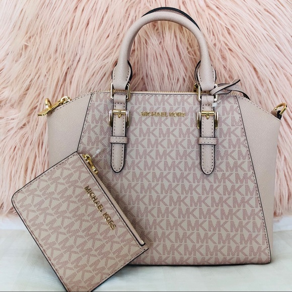 Michael Kors Handbags - Michael kors medium messenger & coinpouch Ballet
